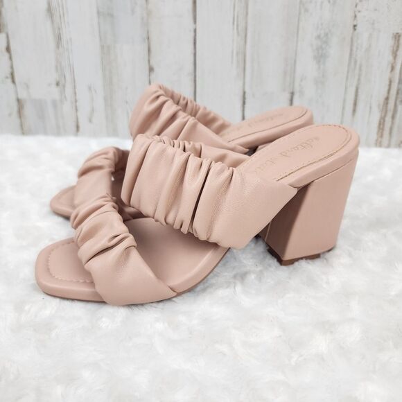 Altar'd State Pink Ruched Heel Sandals Size 6 - Picture 2 of 9